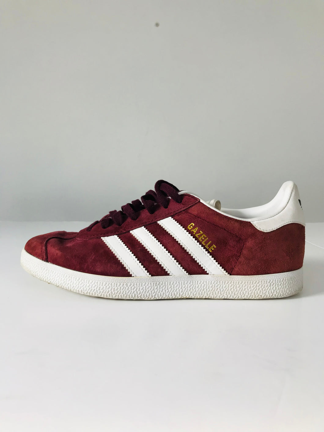 Adidas Women's Gazelle Suede Trainers | UK6 | Red