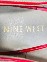 Load image into Gallery viewer, Nine West Women&#39;s Heeled Peep Toe Heels | 8W | Beige
