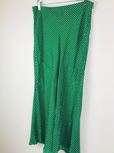 Load image into Gallery viewer, Mint Velvet Womens Midi Polka Dot Skirt | UK10 | Green
