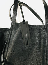 Load image into Gallery viewer, Gianni Chiarini Women&#39;s Leather Tote Bag NWT | Black
