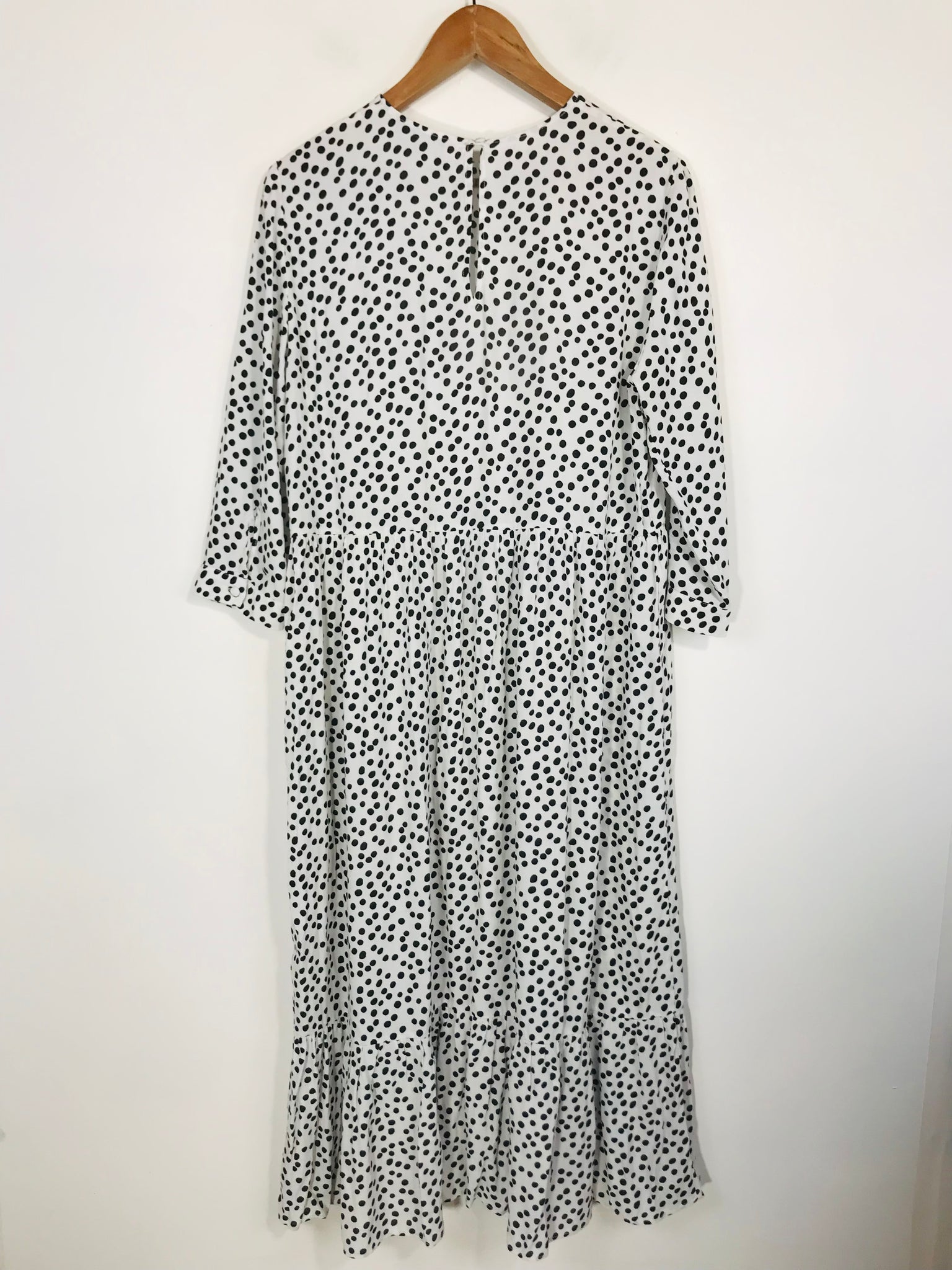 Zara Women's Polka Dot Gathered Maxi Dress | M UK10-12 | White ReThread Zara Women's Polka Dot Gathered Maxi Dress | M UK10-12 | White ReThread