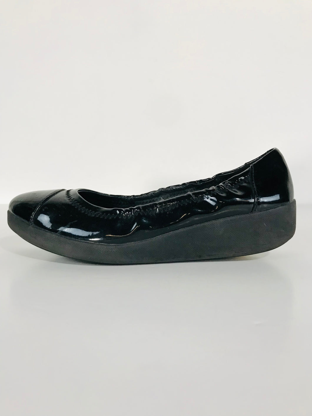 Fitflop Women's Patent Leather Slip-on Shoes | EU38 UK5 | Black