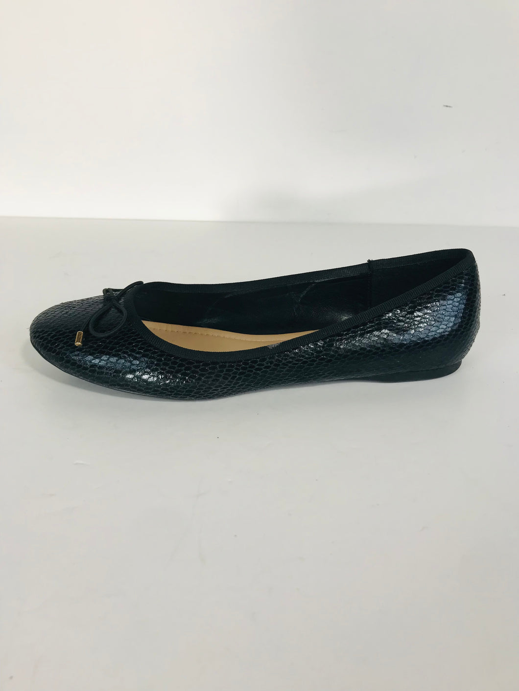 Kurt Geiger Women's Snakeskin Flats Shoes | EU40 UK7 | Black